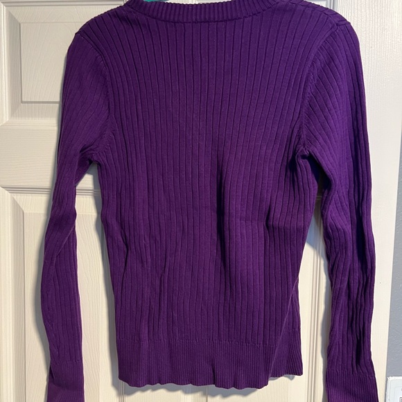 Lauren Ralph Lauren purple c-neck sweater. Size Large. - Picture 5 of 5